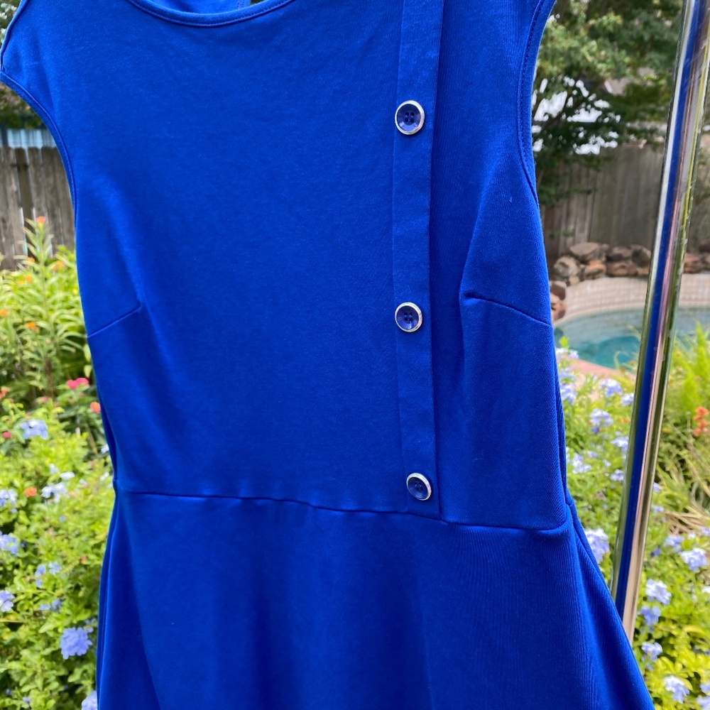NY&Company M royal blue dress, pockets, fit-and-flare, button detail - Picture 4 of 7